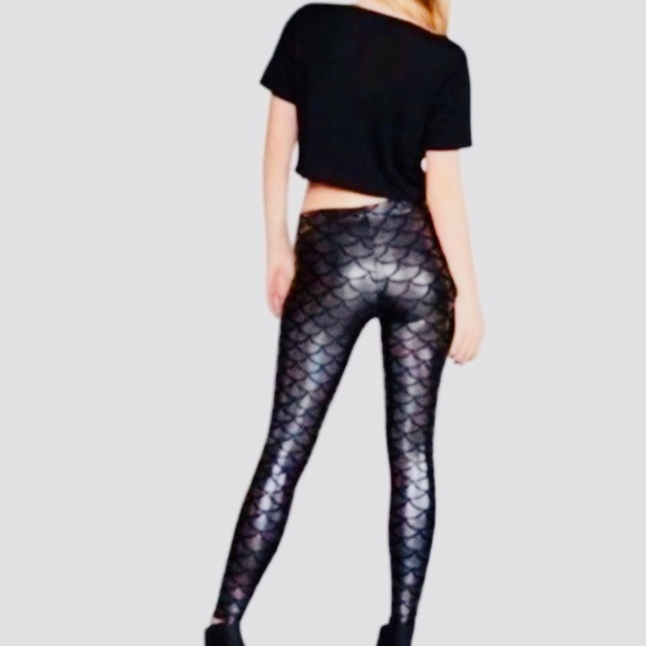 BlackMilk Womens Black Chroma Mermaid Leggings Sm - Picture 3 of 13